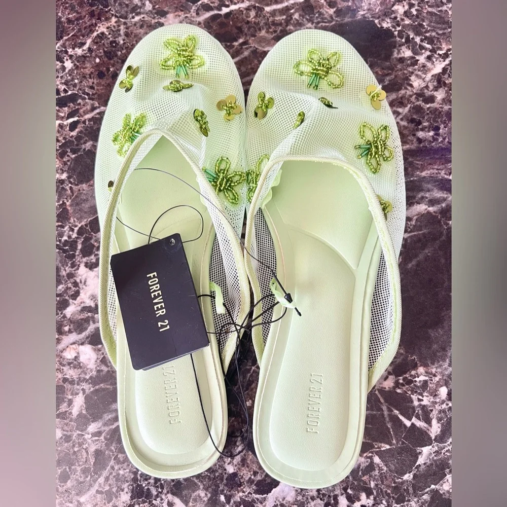 Forever 21 Green Mesh Beaded Sequin Butterfly Flats Sandals Size 9 NWT